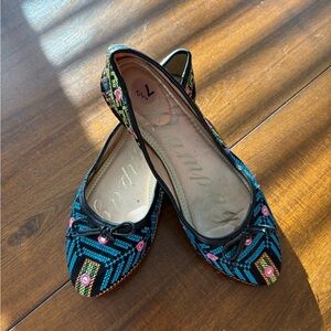 Rampage Black and Blue Flats with Geometric Design
